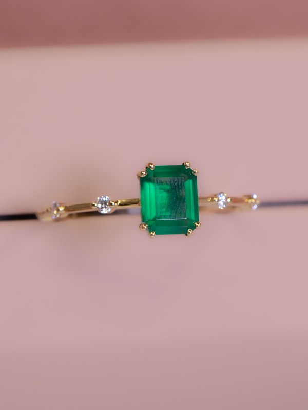 Green Onyx Diamond Ring - 18K Yellow Gold