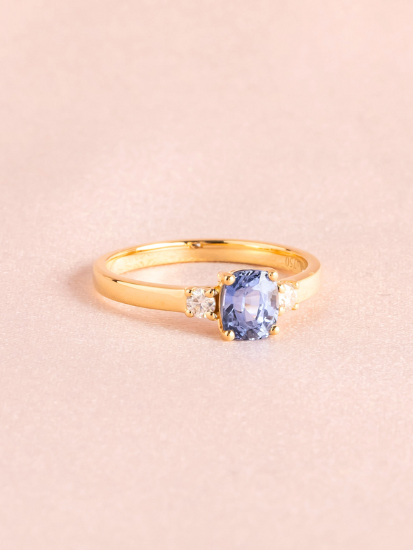 Tara Ring - Blue Sapphire & Moissanite - 18K Yellow Gold 