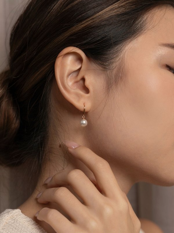 Freshwater Pearl (7-7.5mm) Earrings - 18k Yellow Gold