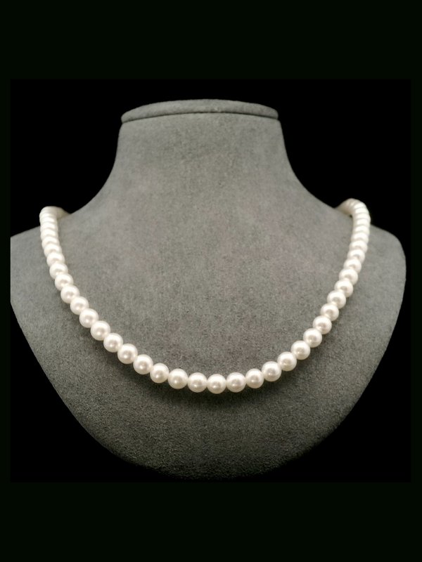 Freshwater Pearl Necklace (4.5 - 5mm Round)