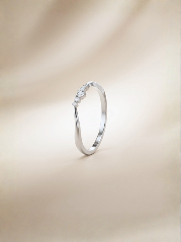 Delilah Ring (Diamonds) - 18K Gold