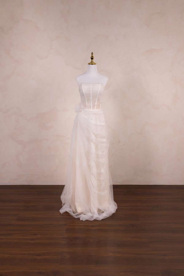 Naya Gown